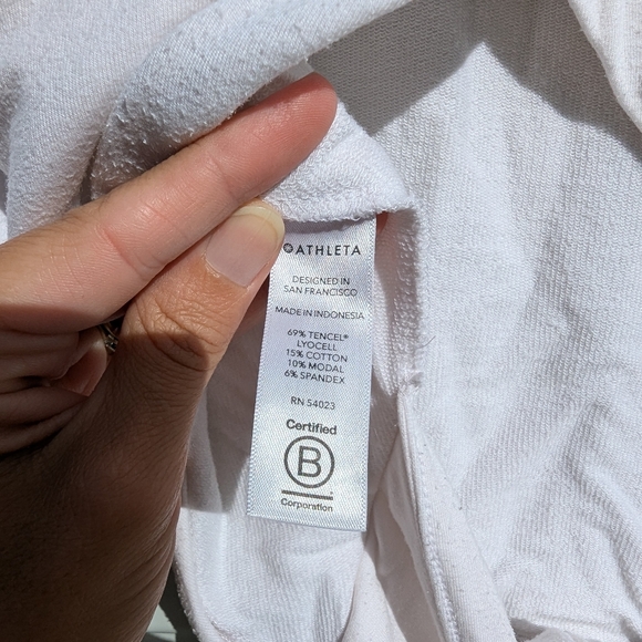 Athleta Yoga Tie Back cross over white sweatshirt - Picture 9 of 9